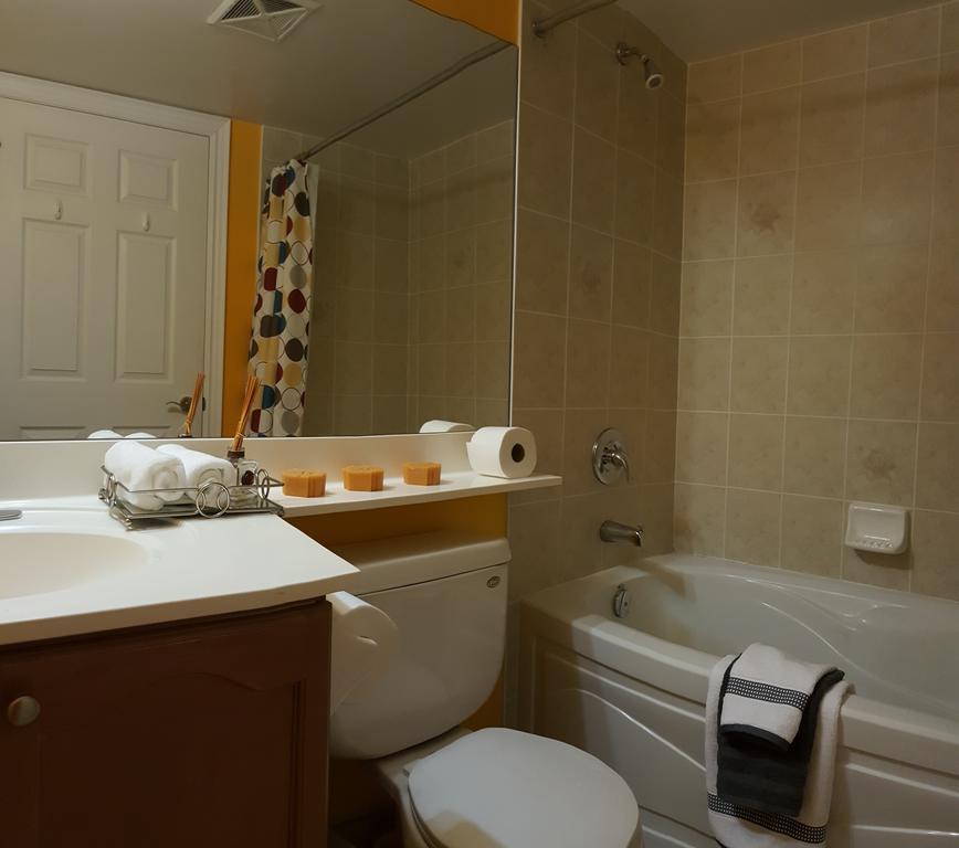 Kashaneh at Meridian Vaughan Bagian luar foto