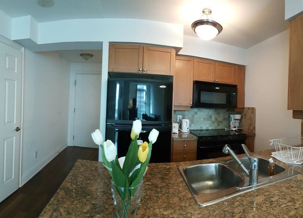 Kashaneh at Meridian Vaughan Bagian luar foto